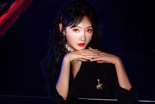 最新八卦爆料孟佳,神秘男友身份引网友热议